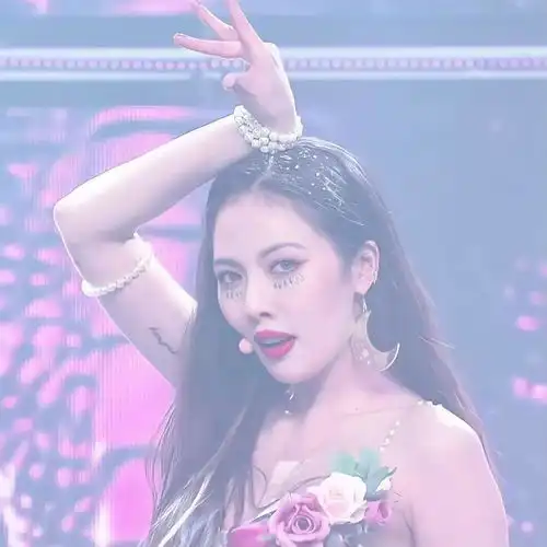 头像女纯欲风ins泫雅