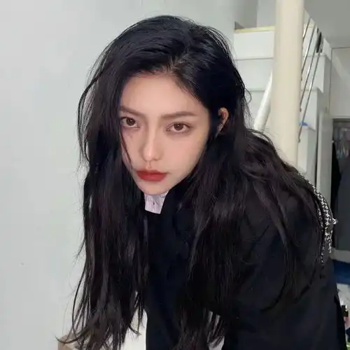 女孩子发自拍时该怎么夸不懂就问,你是刘亦菲吗