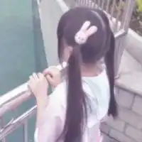适合qq头像的图片女生女生可爱不露脸的qq头像
