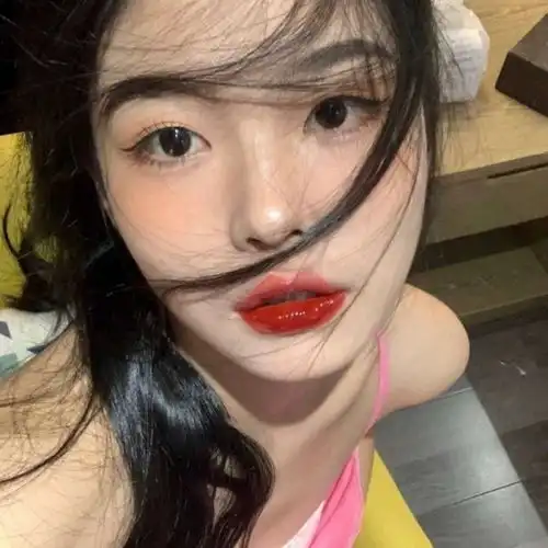超丧女生头像抑郁症真人