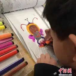 山西举办自闭症儿童艺术创作用色彩体验春天