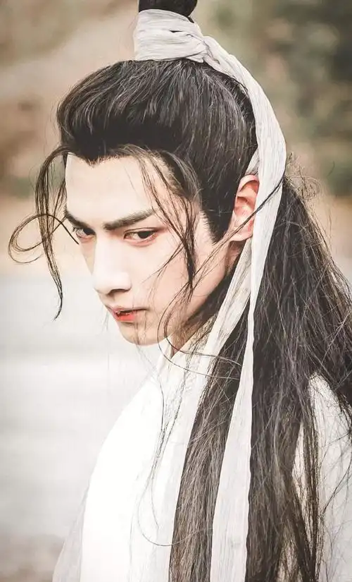 新白娘子传奇许仙引起古风热,男孩子漂亮起来没女孩子什么事