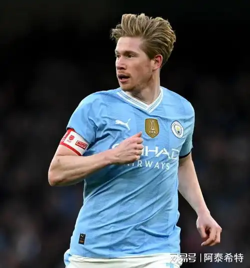 瓜帅无情曼城官宣决定断德布劳内财路,强留1年,拿1亿签字费