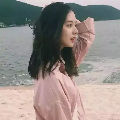 16句高冷噎死人的签名句子
