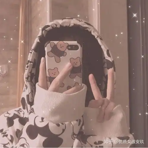 女生闺蜜头像手机控镜头