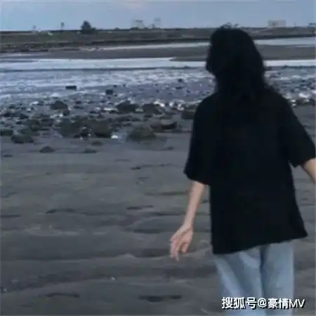 2021好看的美女背影图片长发女生背影图片素材