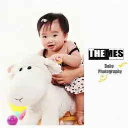 themesstudio荃湾影楼提供婴儿及儿童摄影家庭摄影全程由女摄影师进行拍摄