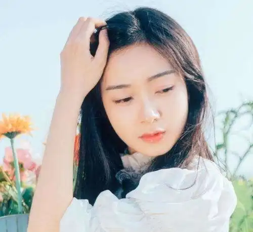 爱情要多掉点坑,要不拿什么去清醒