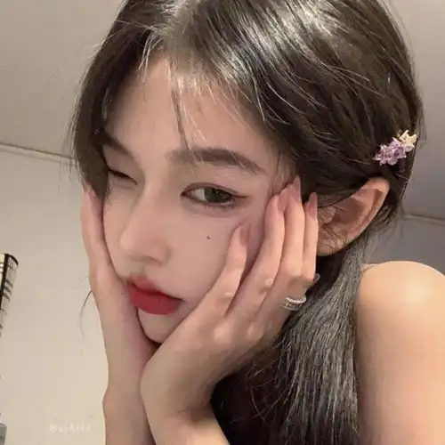 女生头像丨大家都是汉堡包