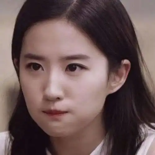 刘亦菲和杨超越,都是仙气十足美少女啊
