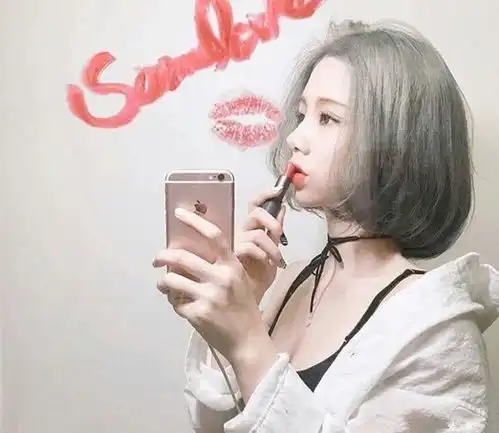 2018时髦的小仙女们都不放手的发色