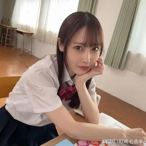 日本美女大比拼,美谷朱音vs松本梨穗,谁更迷人