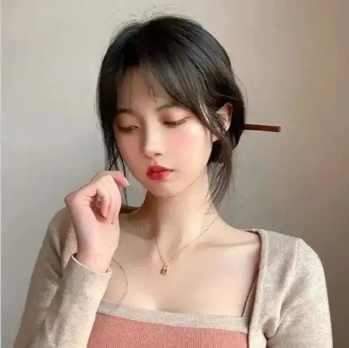 适合小仙女用一个学期的女生头像