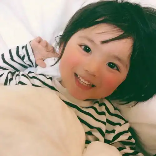 超级治愈的女生头像