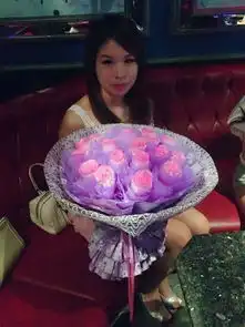 女孩子长得不好看浓妆艳抹的风情万种风骚的女孩子红尘味很重的是好女孩吗人品好吗算什么性格类型的女