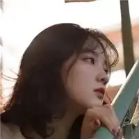 女生头像黑白侧脸长发女生黑长直侧脸头像图片