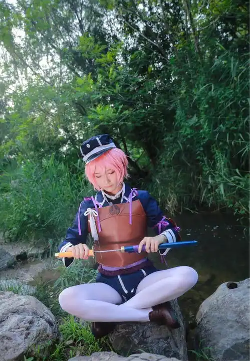 可爱的正太当然要女孩子来cos啦,刀剑乱舞秋田cos