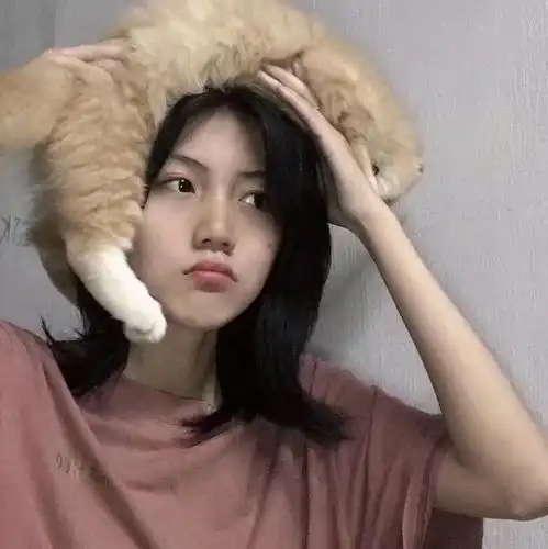 女生头像为爱所困不是奥特曼的作风