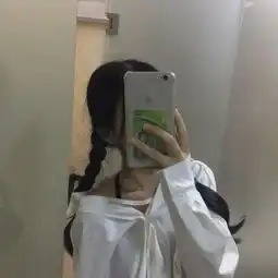 希望晚风可以吹来很多夏天的好消息清纯高颜值性感女生qq头像