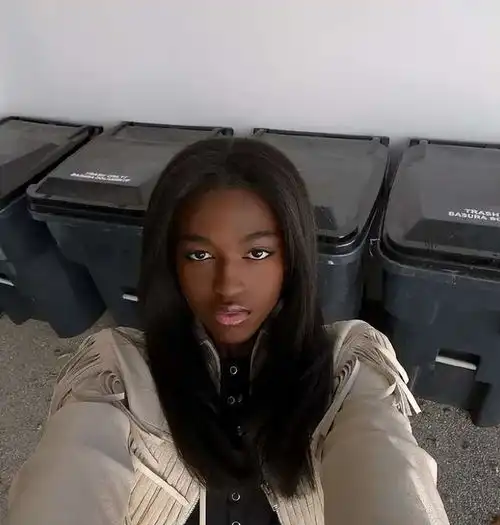 美女网红炮轰韦德,利用儿子变性炒作赚钱,抛弃前妻还要对簿公堂