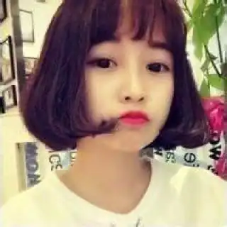 非主流带字头像女短发直