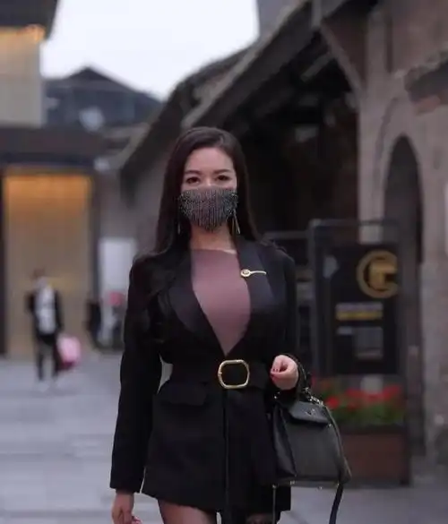 高冷女神都在用的头像夹