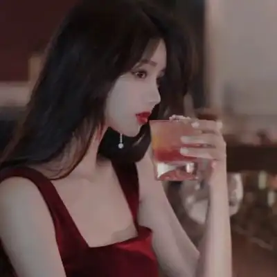 女生头像照片真人露脸真人芭比