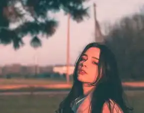 好听的中英文混搭网名陌路lucky