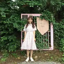 长袜配运动鞋少女感满分的日常搭配,才是你的减龄必杀技,带你找回初恋让人心动的感觉
