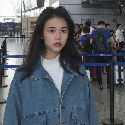 不像网图的女生真人头像