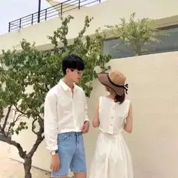qq情侣头像唯美浪漫一对两张春风甚暖却不曾暖我心