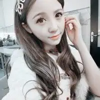 感觉温暖清新的阿宝色女生qq头像
