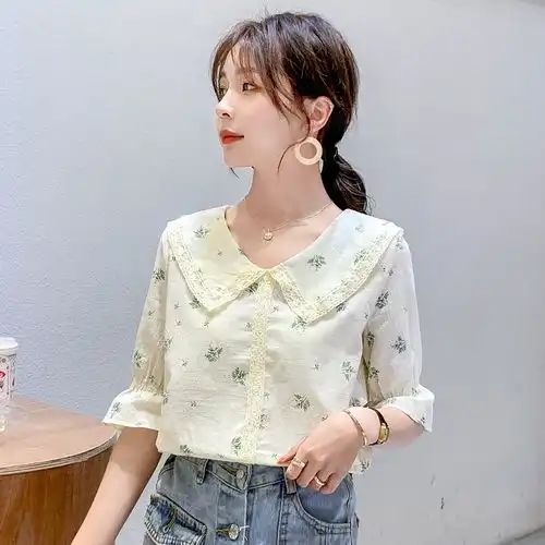 衬衣2020夏装新款纯棉中袖法式荷叶边娃娃领碎花衬衫女度假风