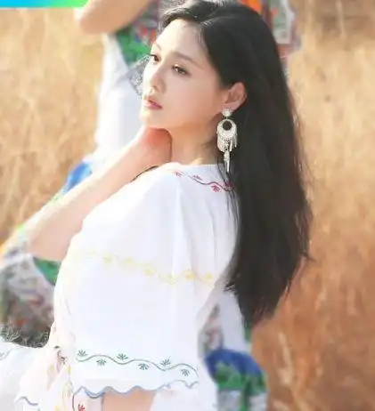 43岁的大s貌若少女真正的好皮肤,都是健身锻炼保养出来的