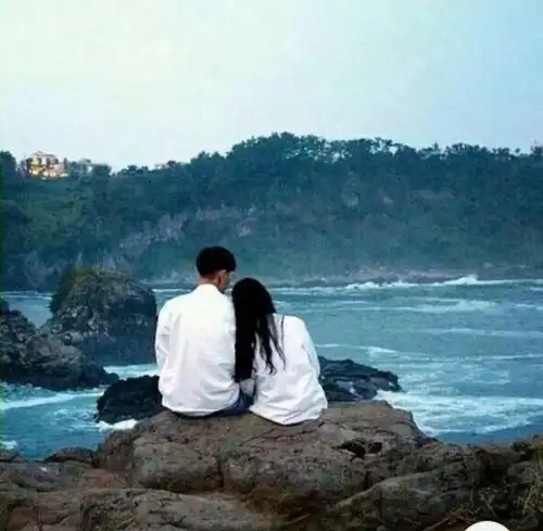 我说回家了感觉好冷她说是的很冷我应该怎么回复