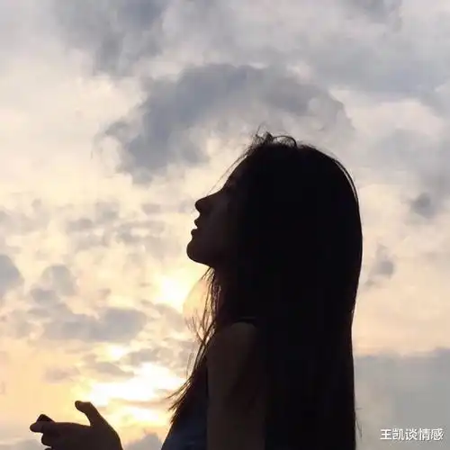 50条与爱情无关的文艺句子世界灿烂盛大,欢迎回家