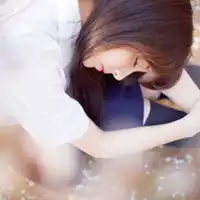 女生头像成熟唯美头像图