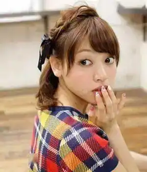 美女们,4款欧美风编发发型给你不一样的气质体验