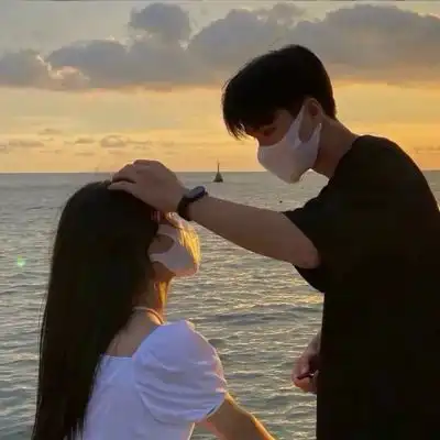 ins真人恩爱情头你摸摸我今天的情侣头像我要个性网