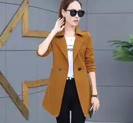 女人美不美,主要会打扮瞧秋冬流行呢子外套,洋气显嫩又有气质