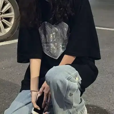 每天醒来都要像奥特曼一样接受新女生头像我要个性网