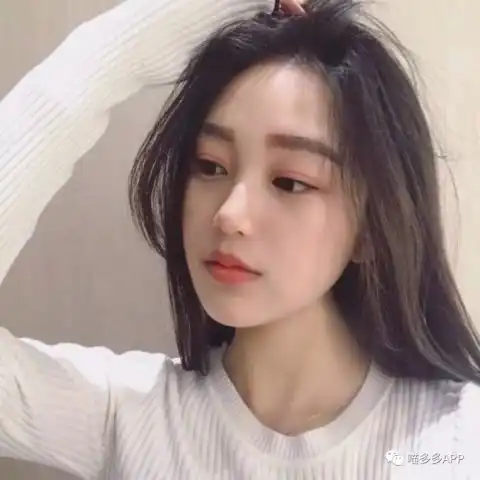 小哥哥,喵喵不愿你被揍