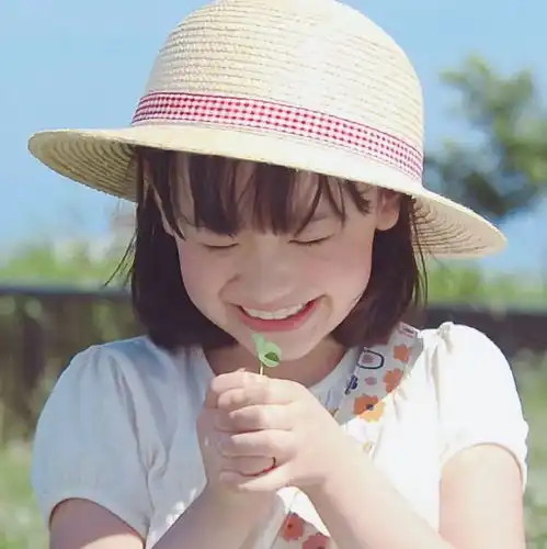国民女儿天才童星这个被木村拓哉抱过的女孩长大了