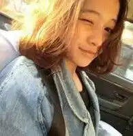 非主流带字头像女短发女