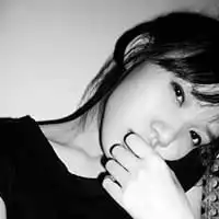 黑白女生头像头像图片太