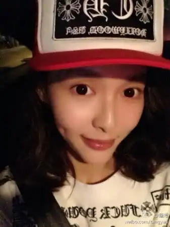 卖萌美女头像图片大全放电