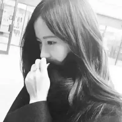 欧美头像黑白女生高冷霸