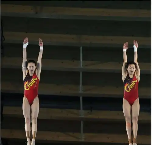 巴黎奥运会跳水女双10米台决赛全红婵携队友以绝对优势夺冠