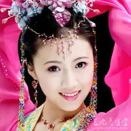 这个皇帝长得到底多奇特差点被生母摔死