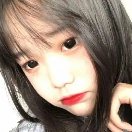 短头发女生头像,近照一个人很酷